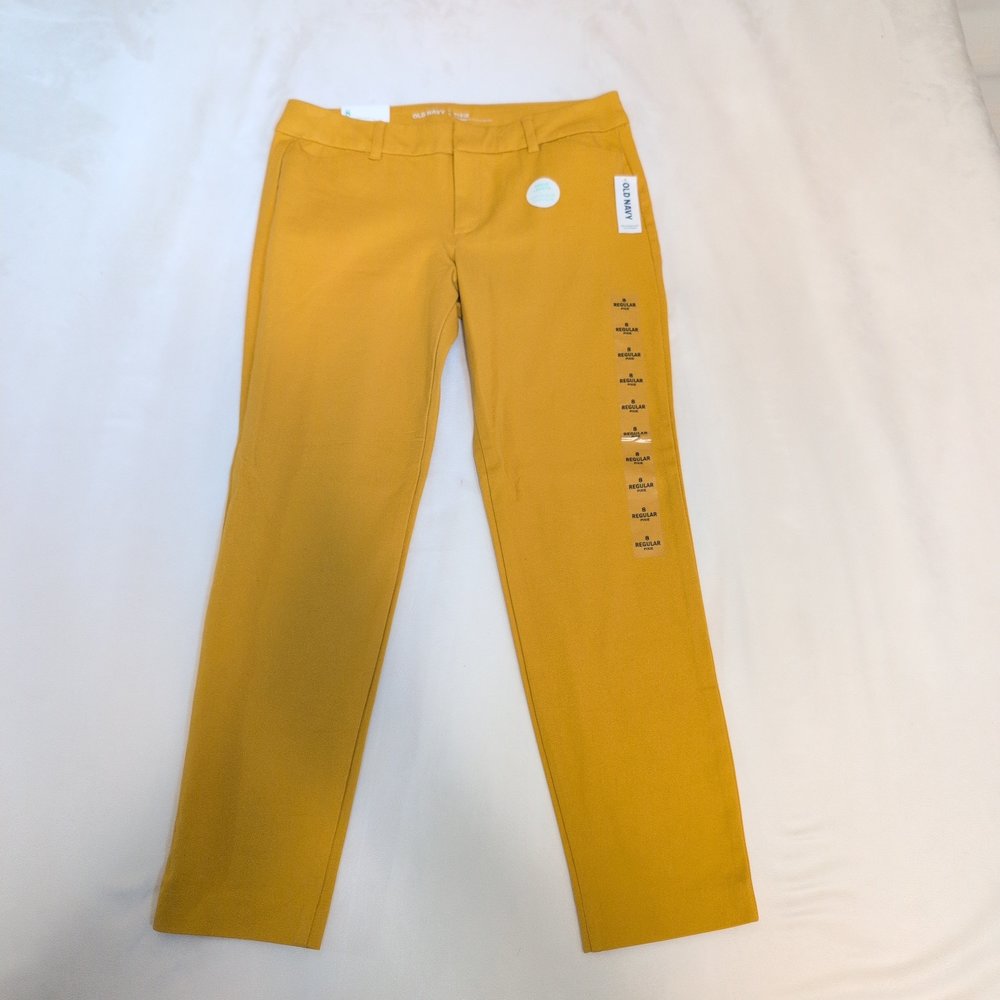 Old Navy Women's Yellow Tapered Pants Size 8 - New with Tags - Picture 2 of 6